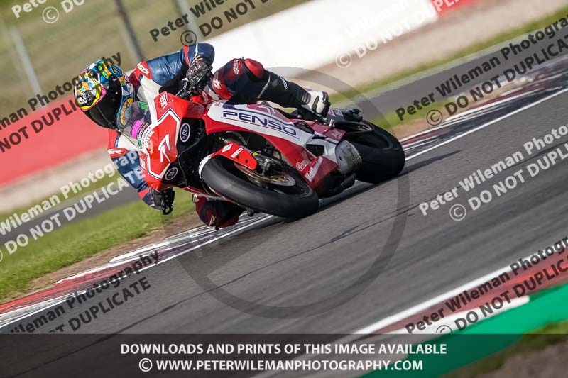 donington no limits trackday;donington park photographs;donington trackday photographs;no limits trackdays;peter wileman photography;trackday digital images;trackday photos